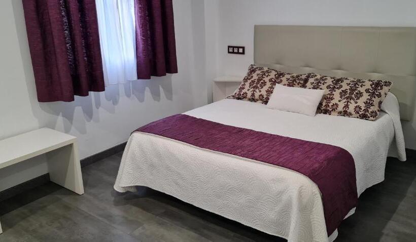 اتاق استاندارد, Hostal óleo Auto Check In