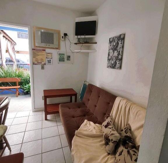 استودیو خانوادگی, Pousadinha E Residencial Sto Antônio   Praia De Bombas/bombinhas Sc