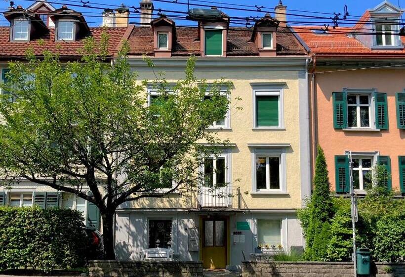 Номер Стандарт, Citylodge St Gallen   2 Min To Marktplatz