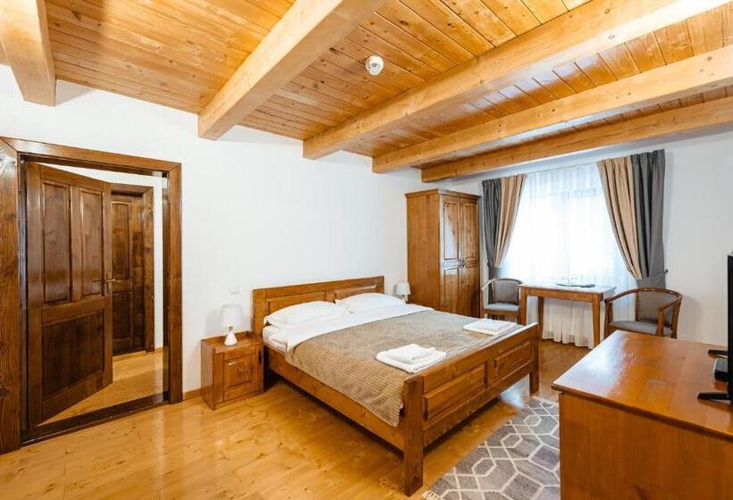 اتاق خانوادگی, Pensiunea Popas In Apuseni