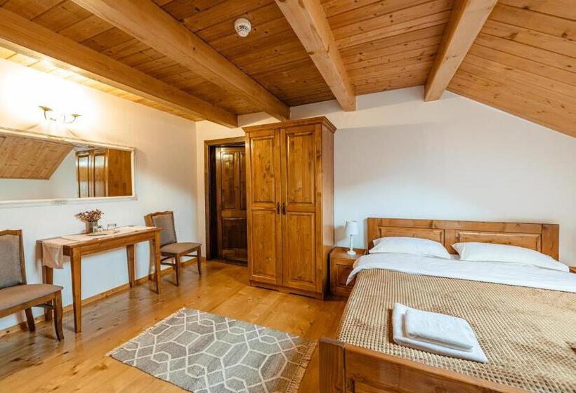 اتاق خانوادگی, Pensiunea Popas In Apuseni