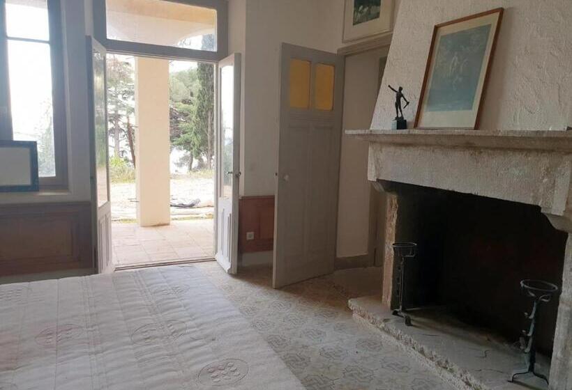 سوییت سوپریور با چشم‌انداز دریا, B&b Villa La Renarde