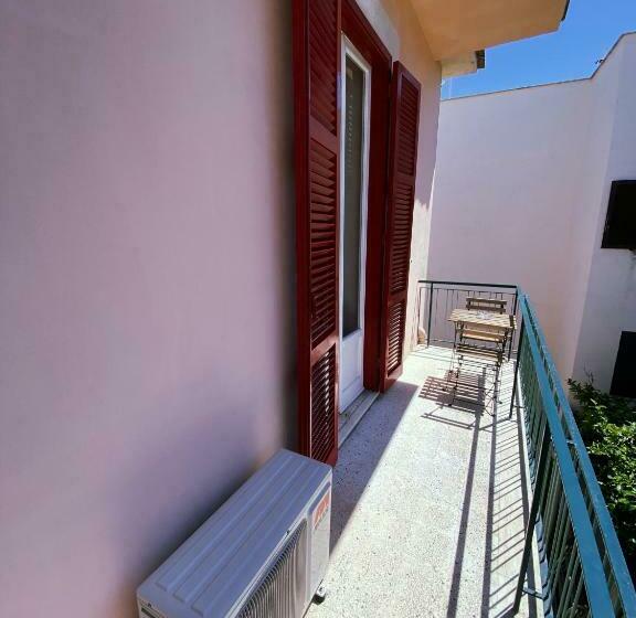 اتاق استاندارد سه تخته با بالکن, Happy Days Terracina