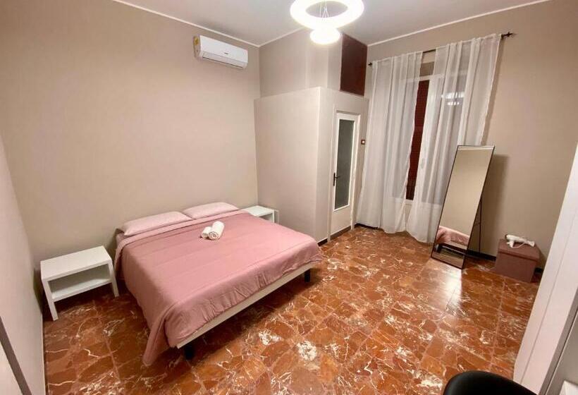 اتاق استاندارد با چشمانداز باغ, Happy Days Terracina