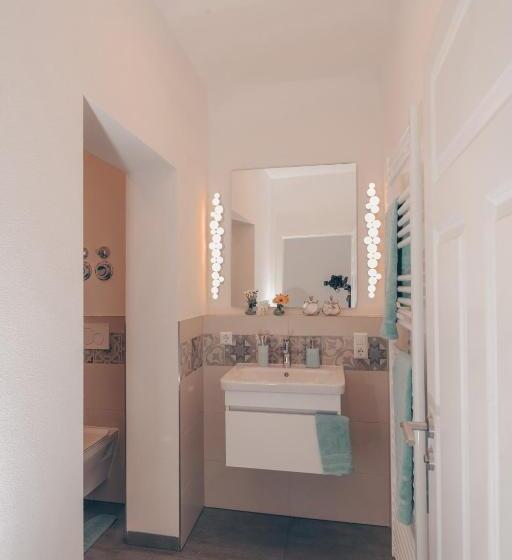 Студио Стандарт с Балконом, Boardinghouse Alte Spinnerei