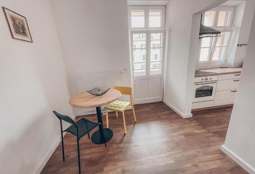 Студио Стандарт с Балконом, Boardinghouse Alte Spinnerei