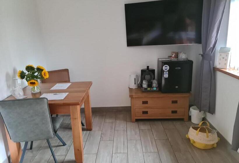 수피리어 룸 가든 전망, Bumble Barn Bed & Breakfast