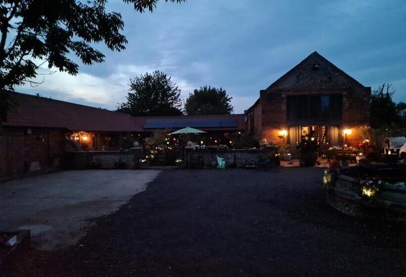 수피리어 룸 가든 전망, Bumble Barn Bed & Breakfast