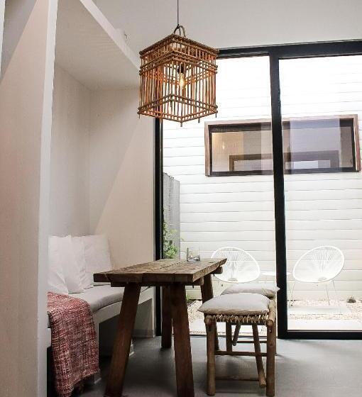 غرفة قياسية, Oscar