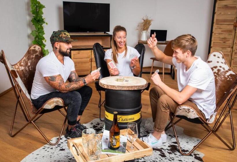 발코니 디럭스 룸, Pivni