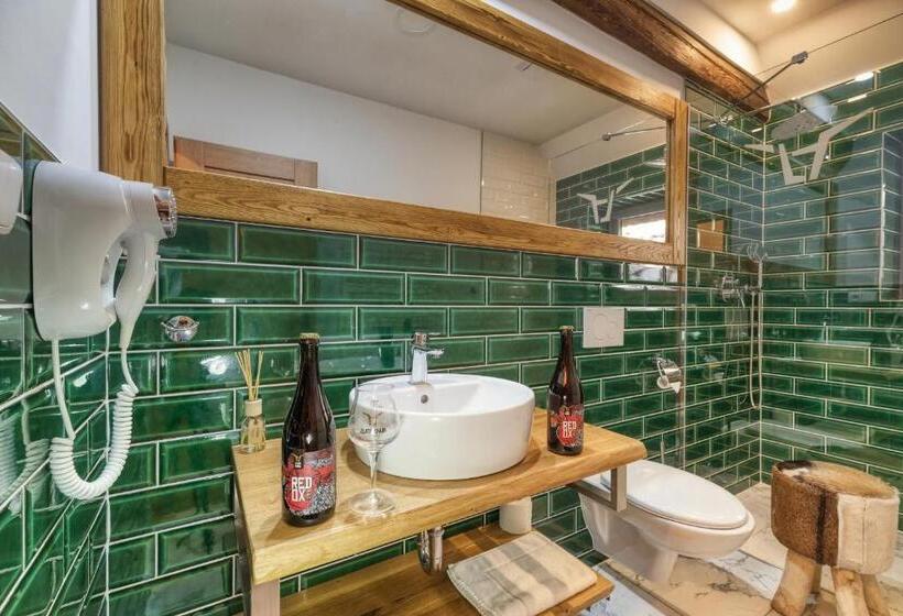 스탠다드 룸, Pivni