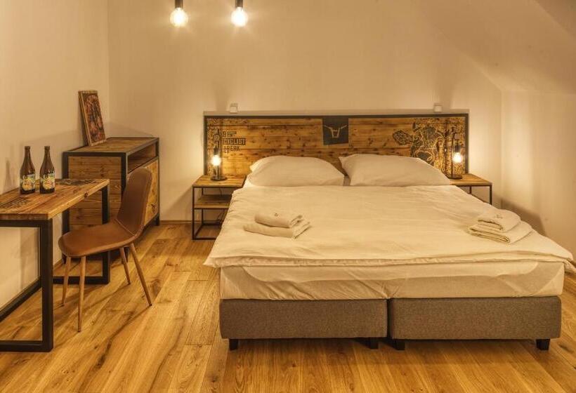 패밀리 룸, Pivni