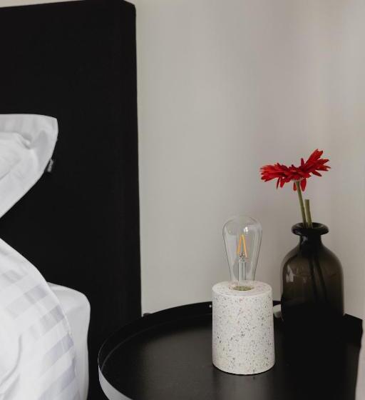 스위트, Madrid Suites