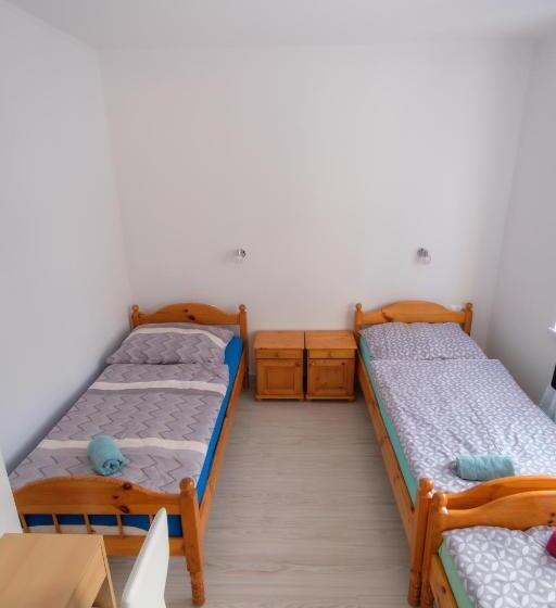 家庭套房, Villa Zarra