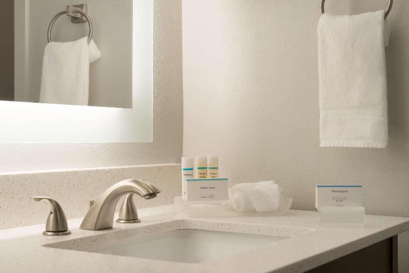 اتاق استاندارد, Alexandra Beach