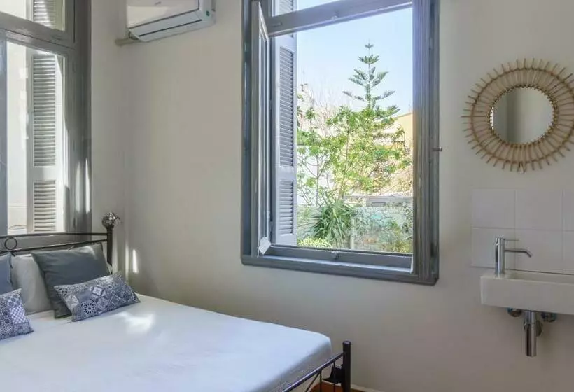 スーペリアールーム, Dioskouros Hostel
