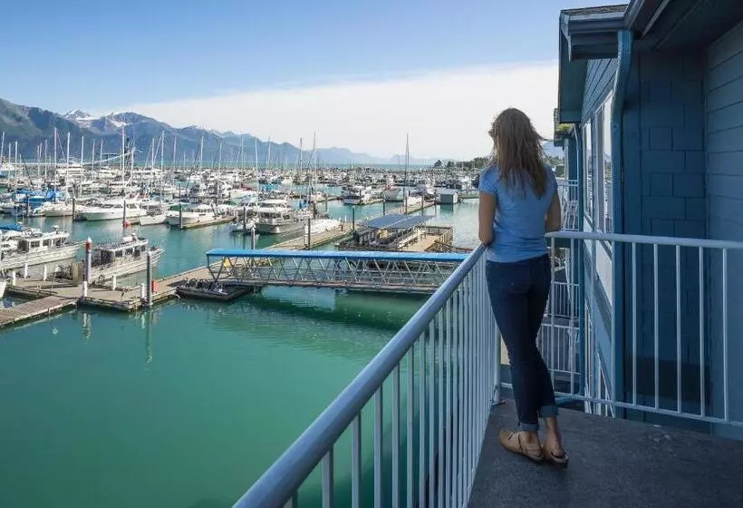 キングサイズベッド、ビュー付きデラックスルーム, Harbor 360 Hotel Seward