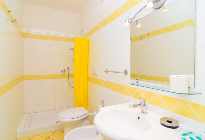 Семейный Номер, Villa Giusto