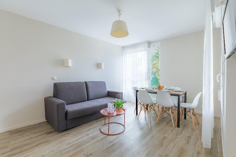 Апартаменты 2 Спальни, Appart’city Confort Tours