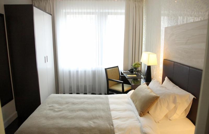 スタンダードシングルルーム, Elite Eden Park