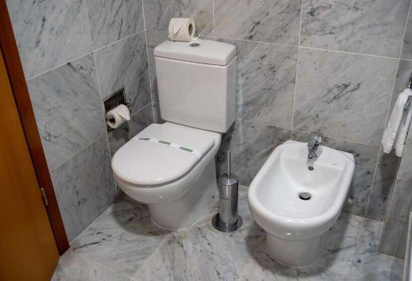 수피리어 룸, Inatel Flores