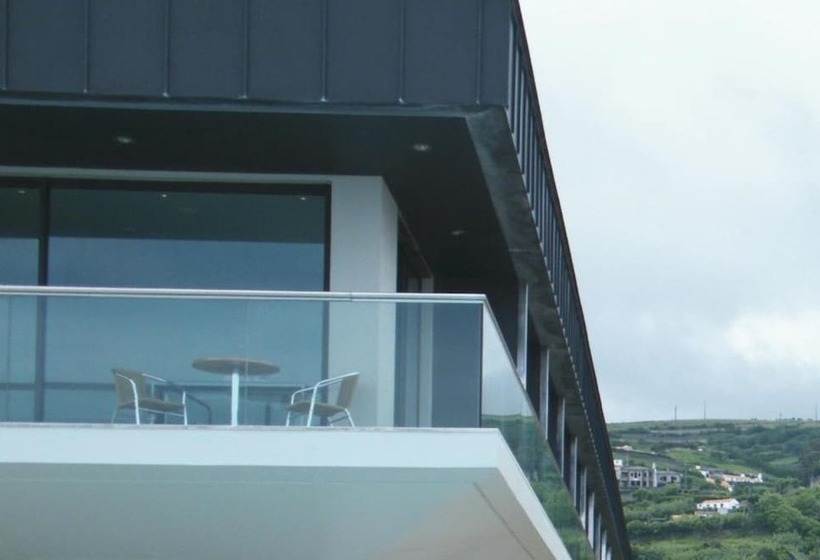 수피리어 룸, Inatel Flores