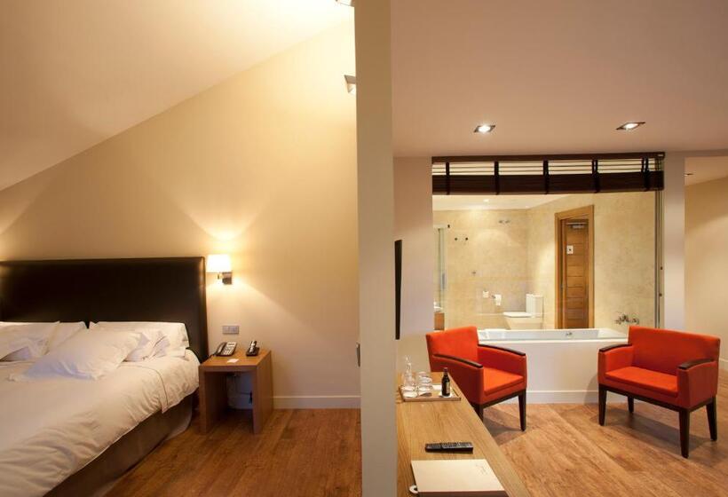 套房, Komentu Maitea