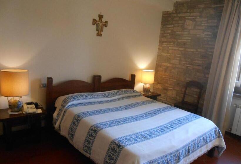 חדר סופריור, Lo Spedalicchio