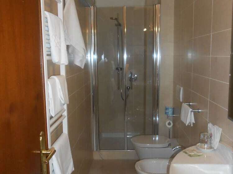 חדר סופריור, Lo Spedalicchio