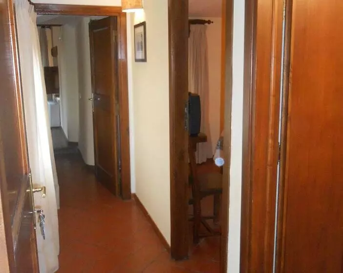 Perhehuone, Lo Spedalicchio