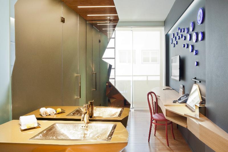 غرفة سوبيريور, New