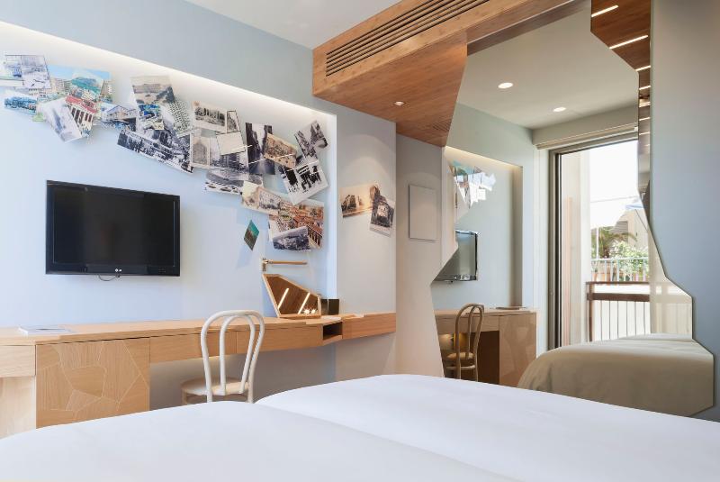 غرفة قياسية, New