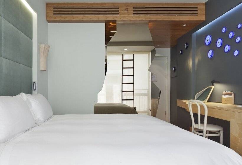 غرفة قياسية, New