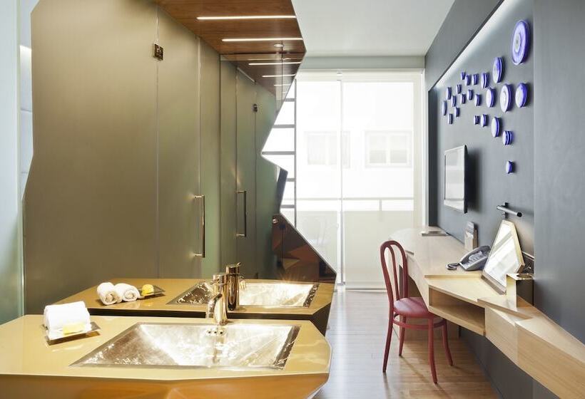 غرفة سوبيريور, New