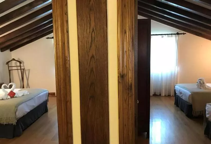 آپارتمان یک خوابه با دری مشترک که هال را جدا می کند., Posada San Marcos