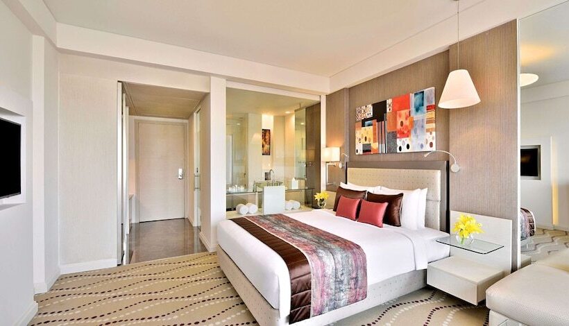 Номер Deluxe, Radisson Blu Bengaluru Outer Ring Road