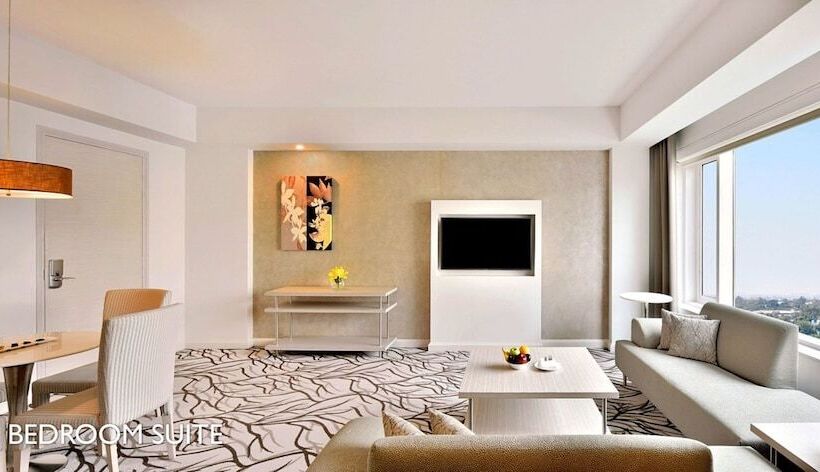 Люкс, Radisson Blu Bengaluru Outer Ring Road