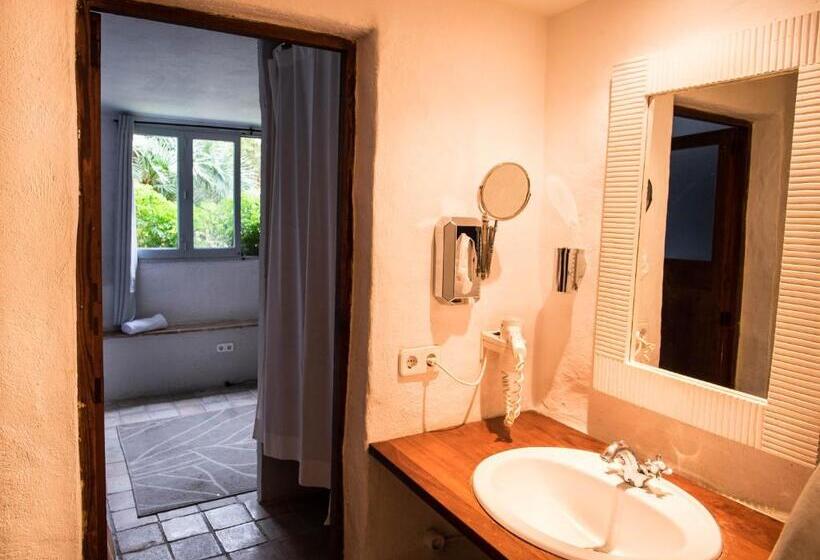 一楼标准间, S´hostal D´esporles