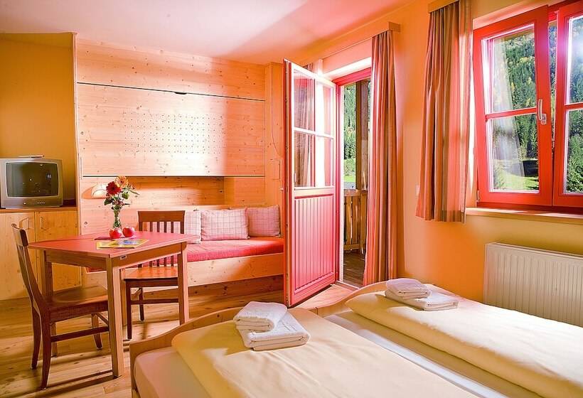Номер Стандарт Трехместный, Jufa Hotel Donnersbachwald