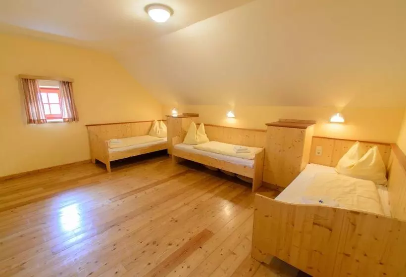 スタンダード４人部屋, Jufa Hotel Donnersbachwald