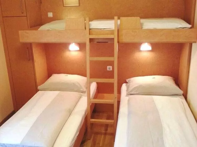 スタンダードトリプルルーム, Jufa Hotel Fürstenfeld