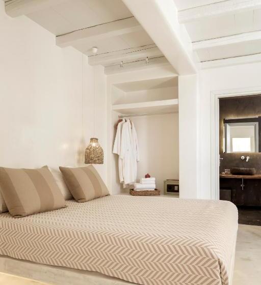 جناح, Naxian Collection