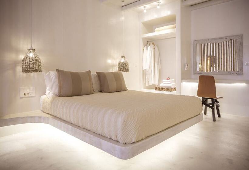 جناح بريميوم, Naxian Collection