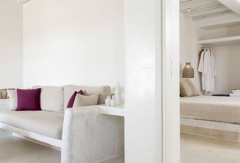 جناح, Naxian Collection