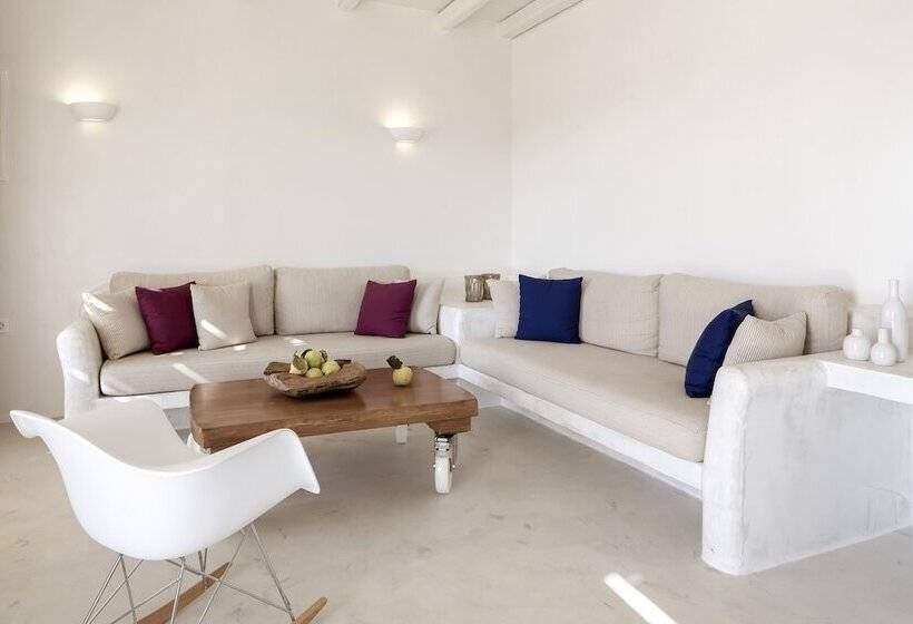 جناح, Naxian Collection