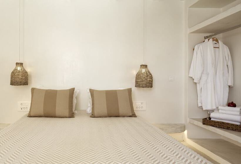 جناح, Naxian Collection