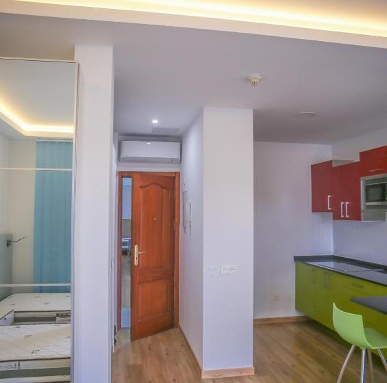 バルコニー付き1ベッドルームアパートメント, Atlantic Apartments