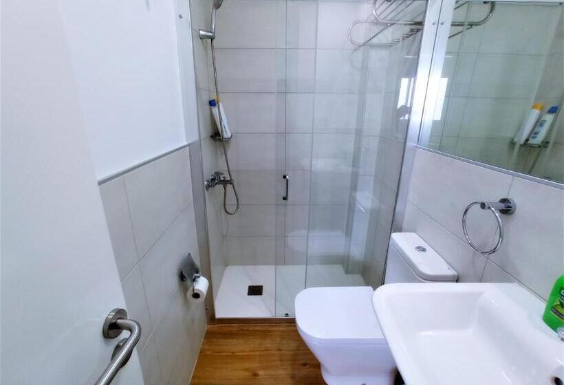 スタンダードスタジオ, Atlantic Apartments