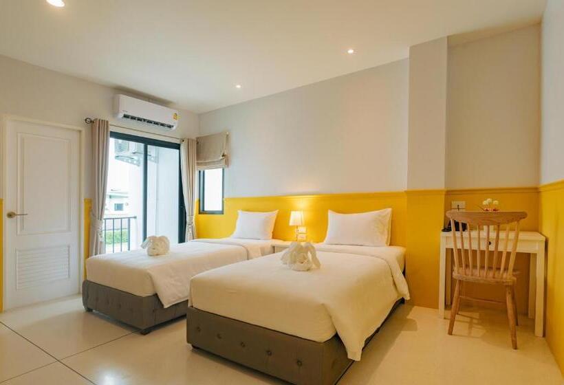 デラックスルーム, Chanita Hotel Chumphon