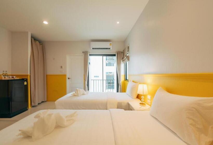 Номер Deluxe, Chanita Hotel Chumphon